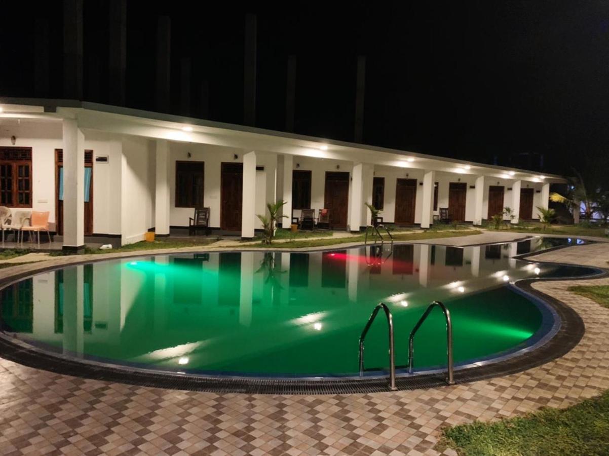 Guitar Bay Arugambay Hotel Arugam Bay Luaran gambar