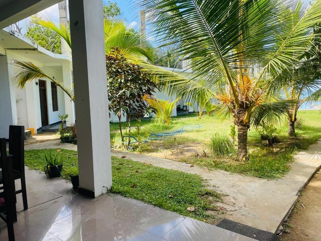Guitar Bay Arugambay Hotel Arugam Bay Luaran gambar